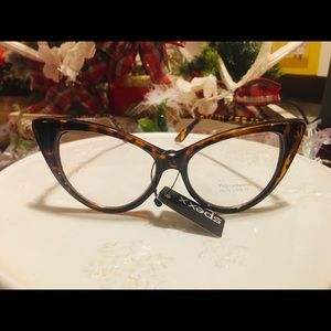 Women’s Cat Eye Vintage Frames, Very Stylish.